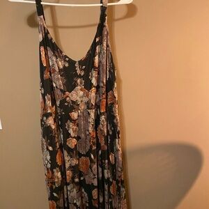 Floral Sleeveless Maxi Dress